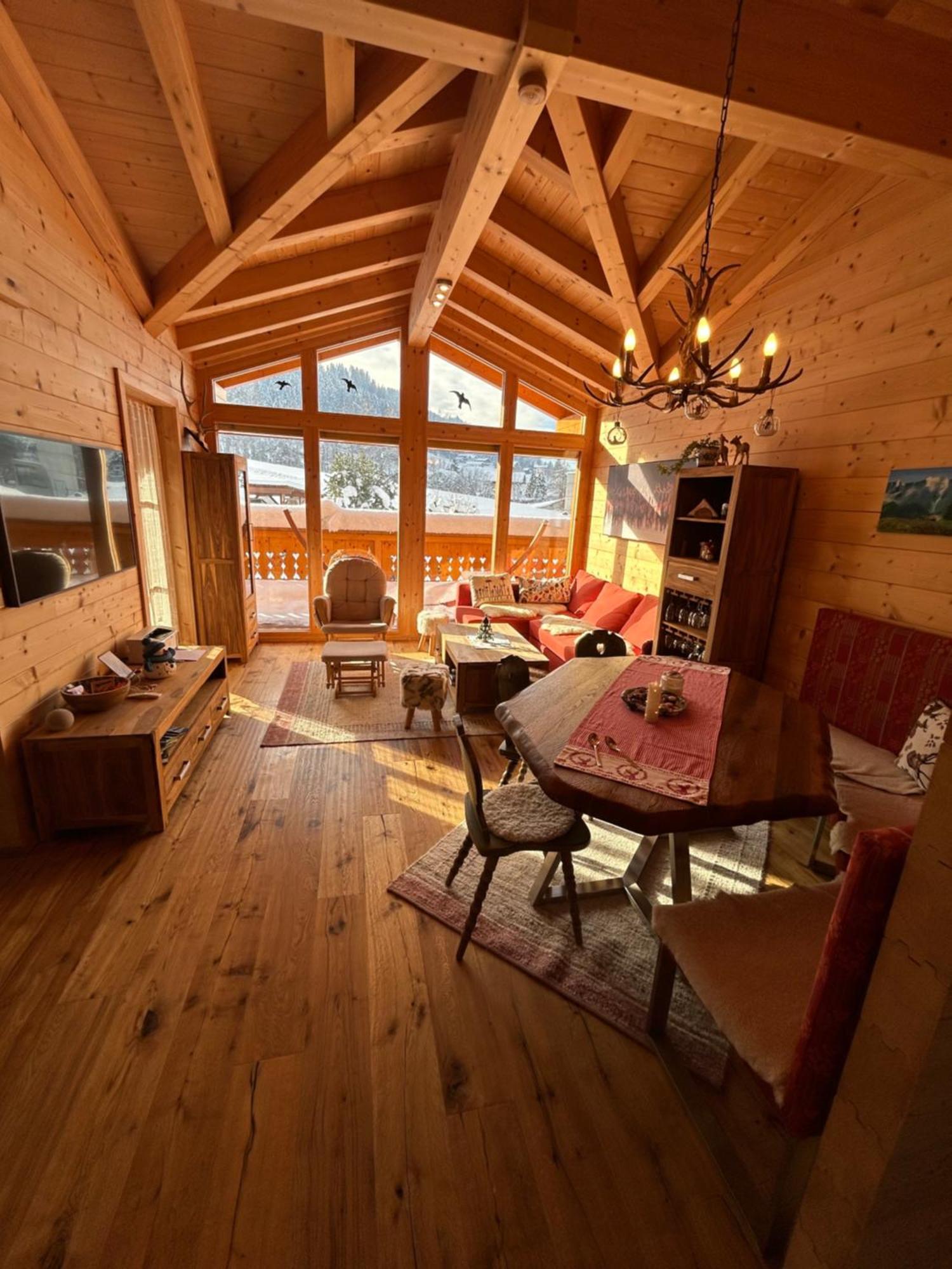Appartementhaus Alma Luaran gambar