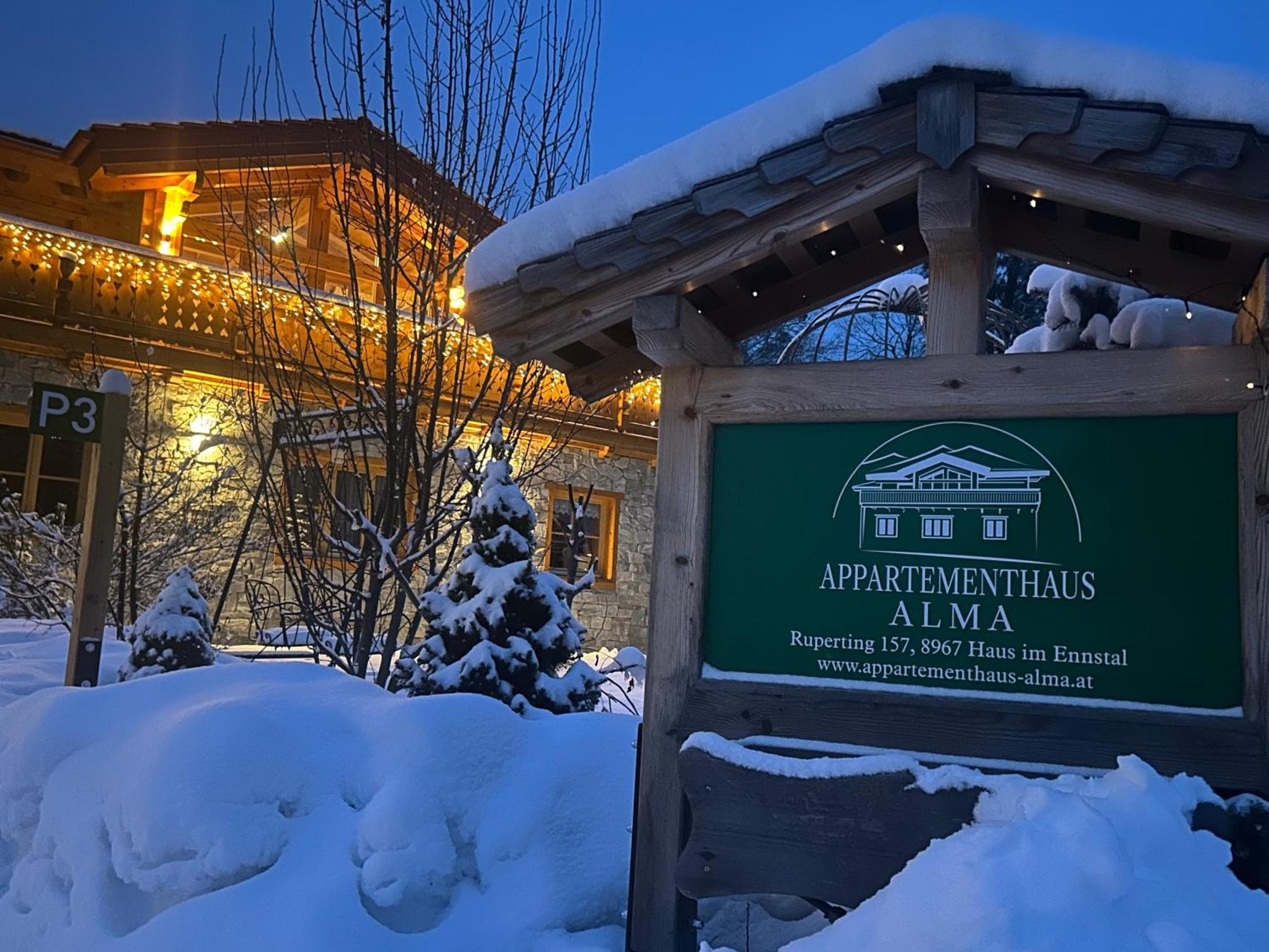 Appartementhaus Alma Luaran gambar